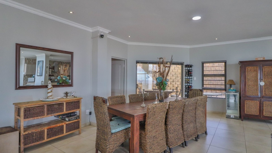 5 Bedroom Property for Sale in Dana Bay Western Cape